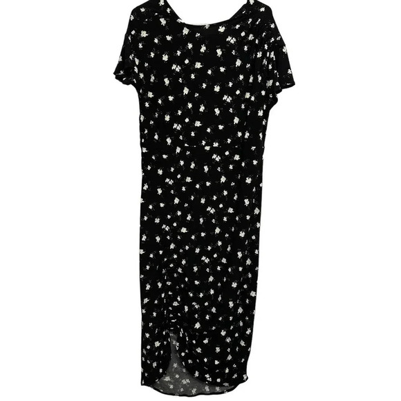 Chelsea28 flutter sleeve ruched dress. NWOT’s Size 1 - Picture 1 of 8